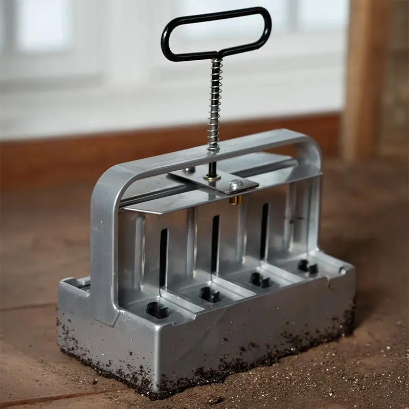 Soil Blocker 8 CELL