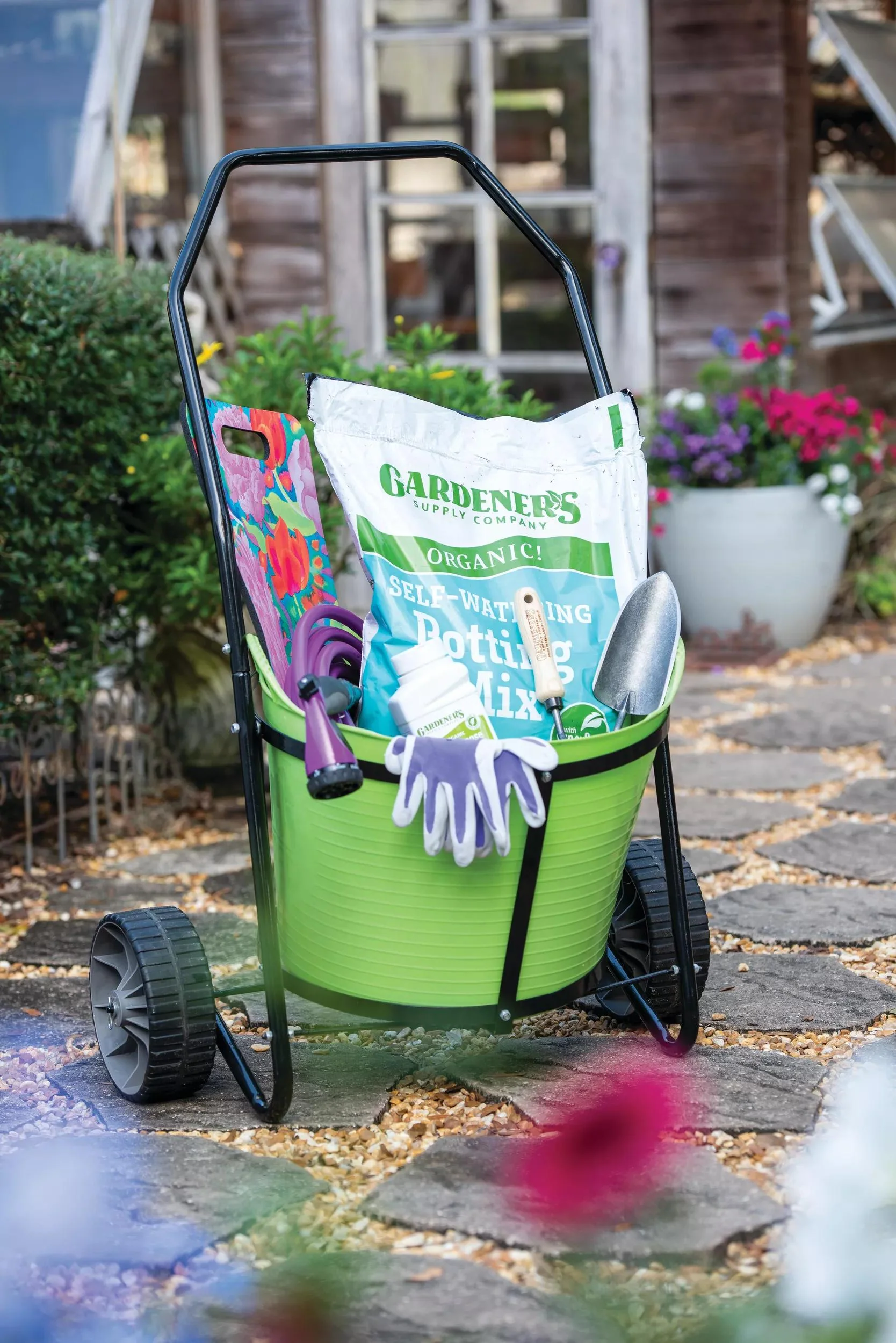 Garden Clean-up Cart with Gorilla Tub®