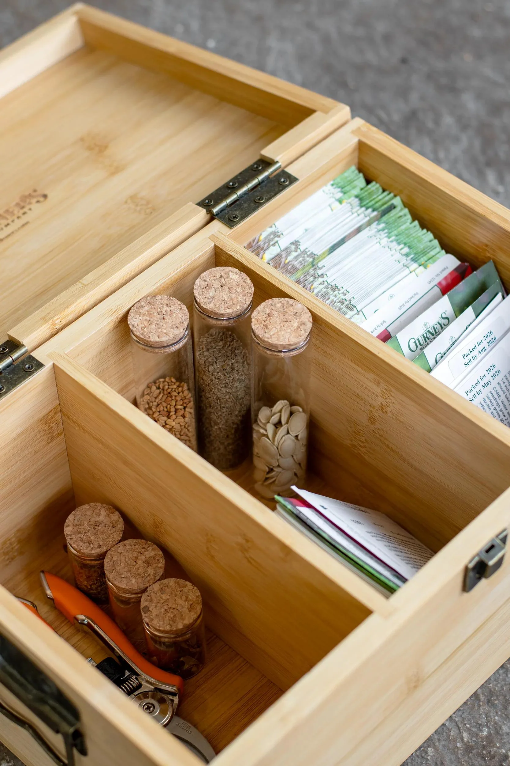 382-bamboo-seed-saver-kit-3-compartments-4.webp Bamboo Seed Saver Kit, 3 Compartments