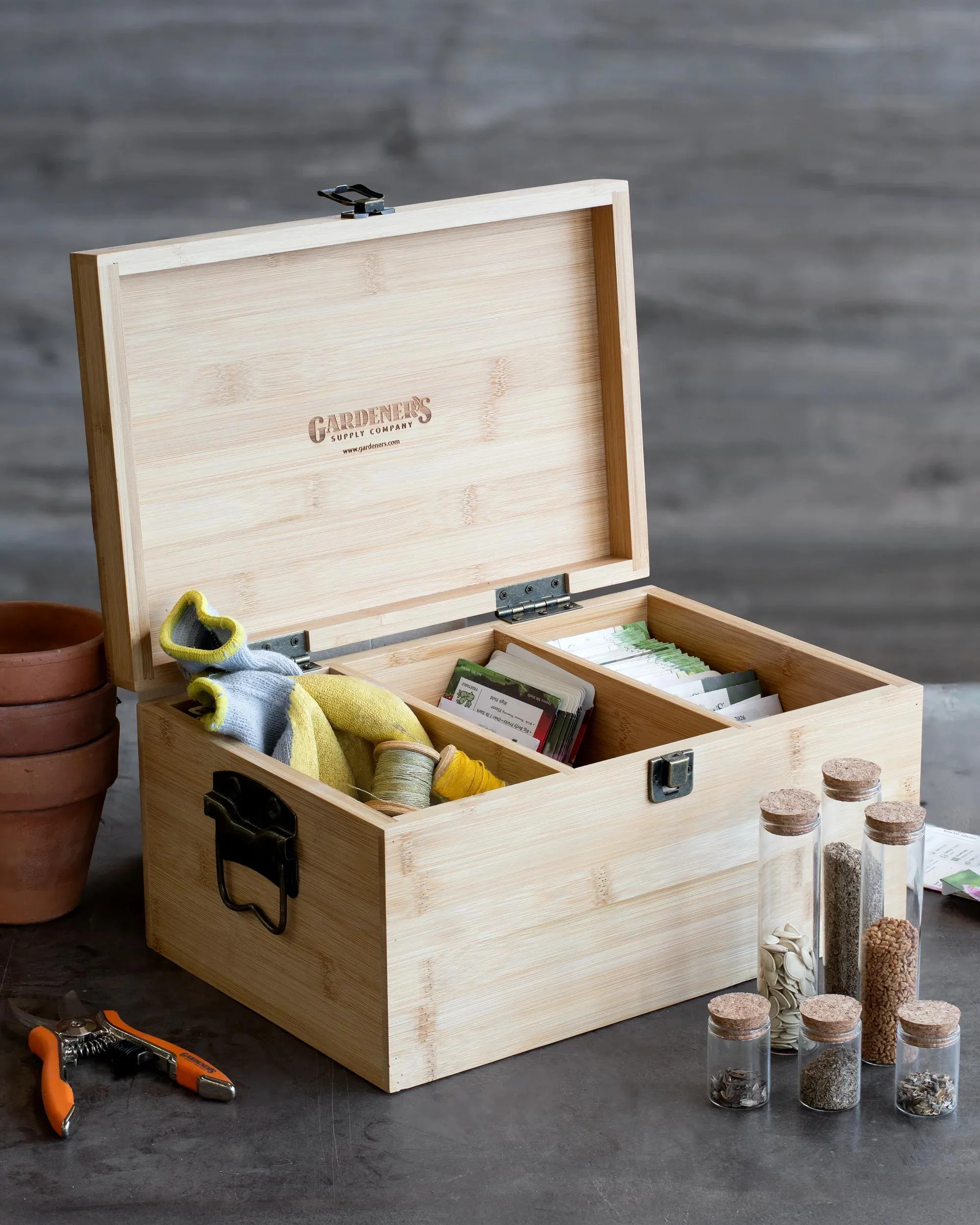 382-bamboo-seed-saver-kit-3-compartments-9.webp Bamboo Seed Saver Kit, 3 Compartments
