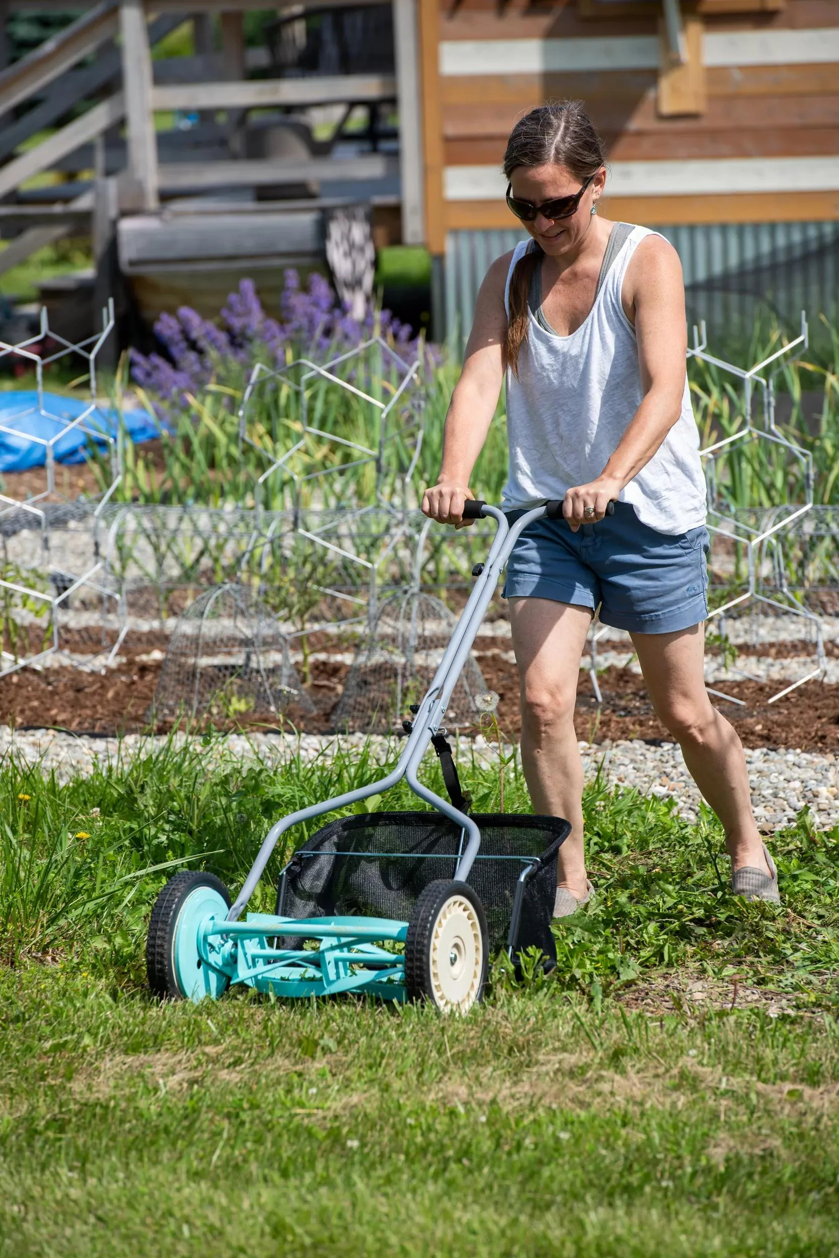 461-classic-reel-lawn-mower-2.webp Classic Reel Lawn Mower