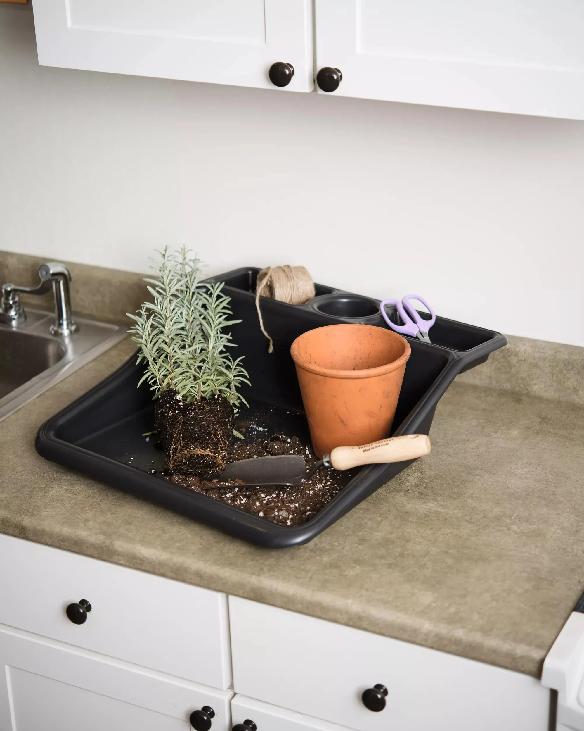 Compact Tidy Tray
