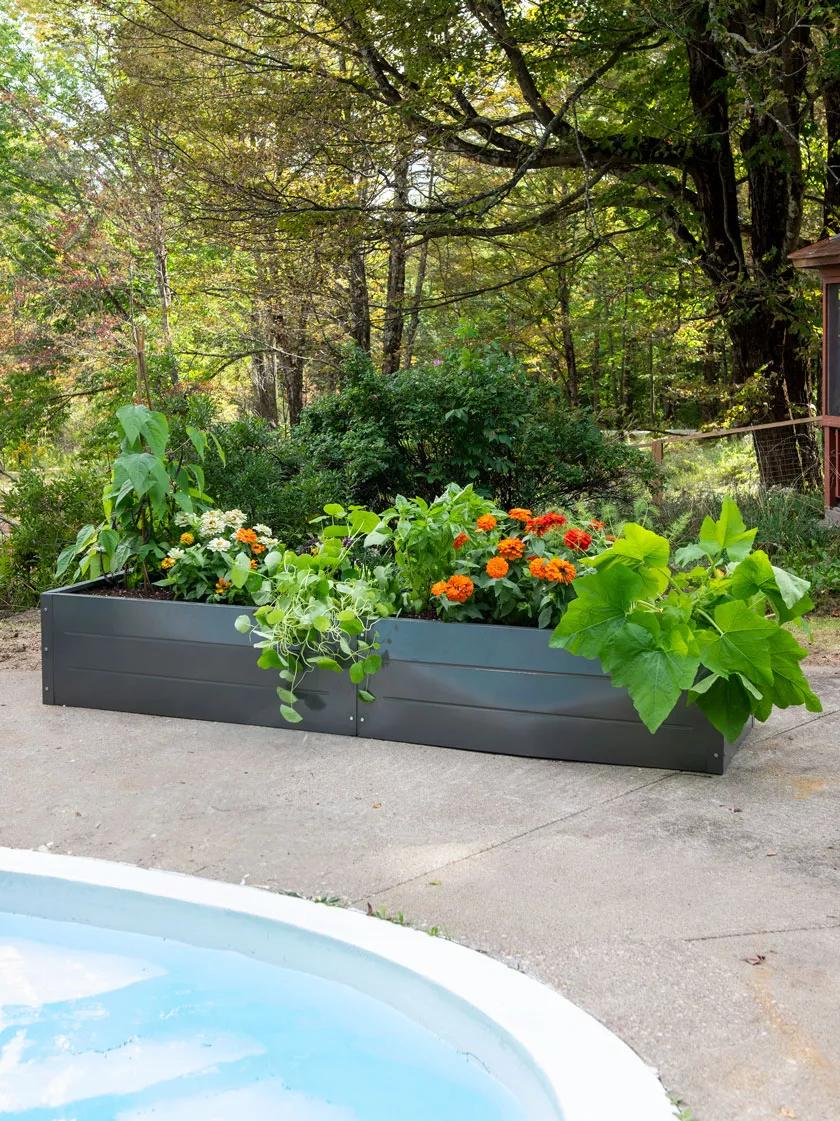 Putnam™ Metal Raised Bed, 24" x 90" (15"D)