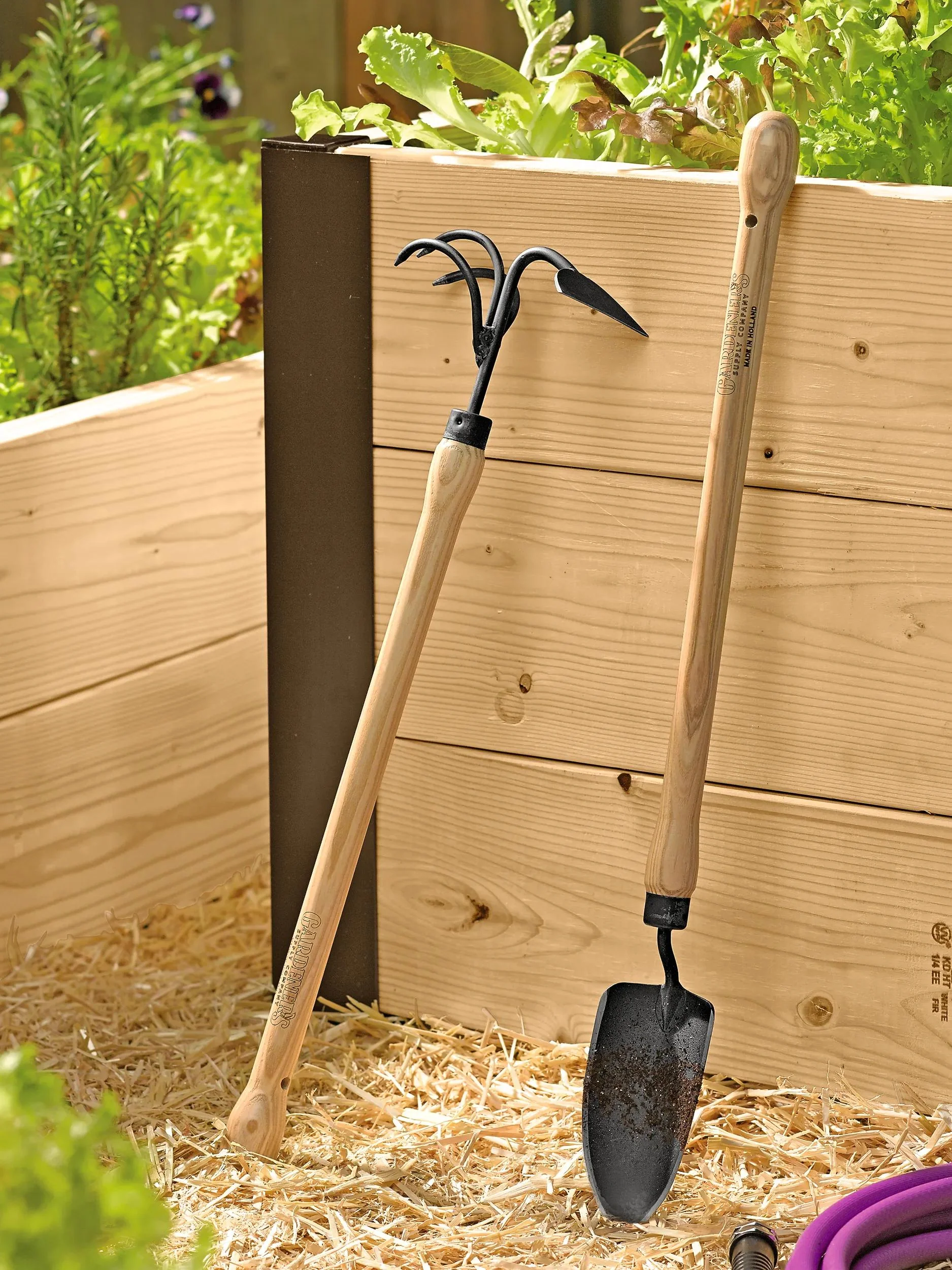 716-gardener-s-lifetime-raised-bed-cultivator-6.webp Gardener's Lifetime Raised Bed Cultivator