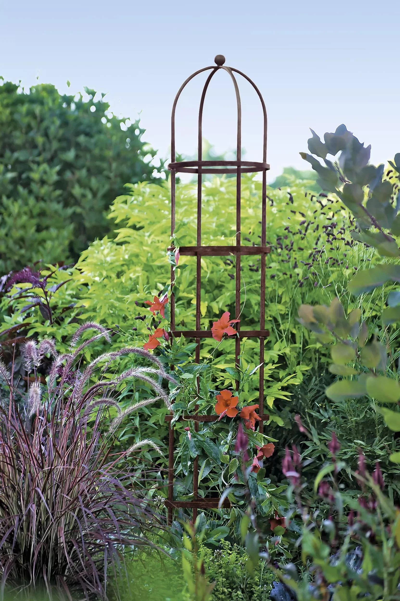 Jardin™ Round Obelisk, 7'