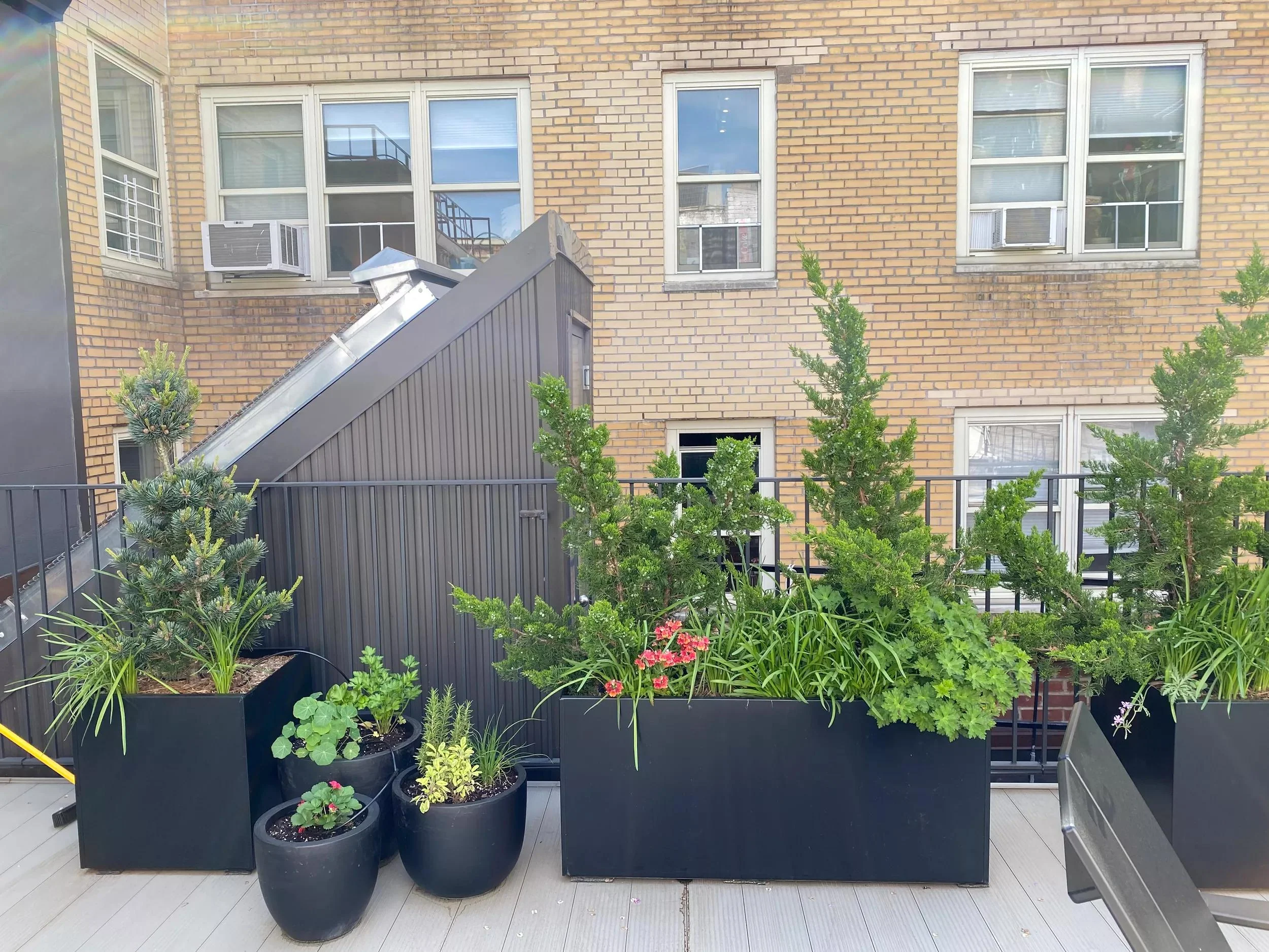 Nice Aluminum Trough Planters